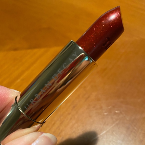 Urban Decay Vice Lipstick Heat ๐ - Picture 6 of 16